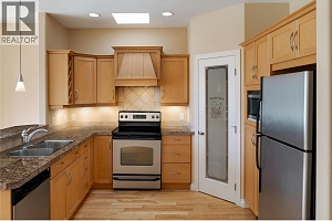 371 MCCARREN Avenue - Photo 12