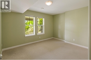 371 MCCARREN Avenue - Photo 20