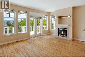 371 MCCARREN Avenue - Photo 3