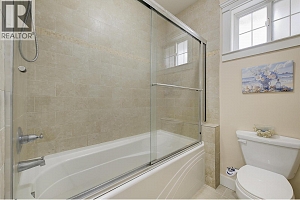 1251 Wilmot Avenue - Photo 38