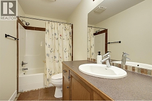 1251 Wilmot Avenue - Photo 44