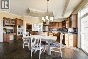 1251 Wilmot Avenue - Photo 8