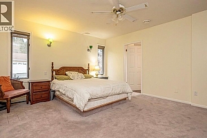 6063 Beatrice Road - Photo 14