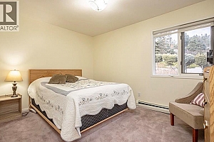 6063 Beatrice Road - Photo 17