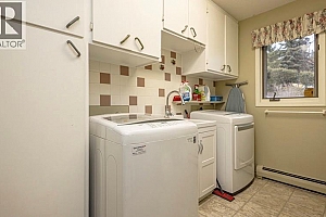 6063 Beatrice Road - Photo 22