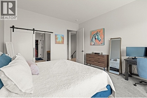 8 Kenyon Road - Photo 35