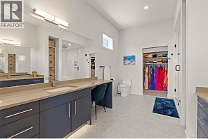 8 Kenyon Road - Photo 37