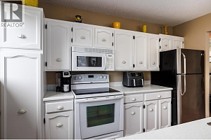 8291 Okanagan Landing Road - Photo 11