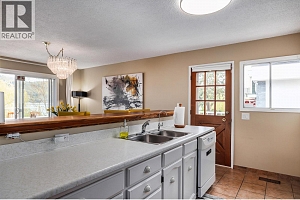 8291 Okanagan Landing Road - Photo 12