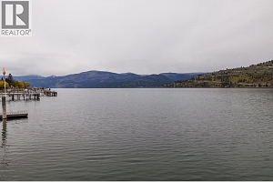 8291 Okanagan Landing Road - Photo 32