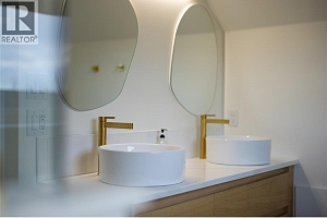 773 Sutherland Avenue - Photo 31