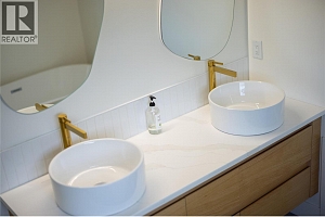 773 Sutherland Avenue - Photo 32