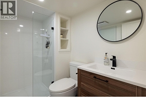 773 Sutherland Avenue - Photo 40