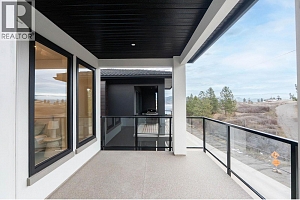 1671 Harbour View Crescent - Photo 16