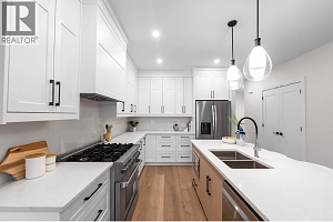 1671 Harbour View Crescent - Photo 8