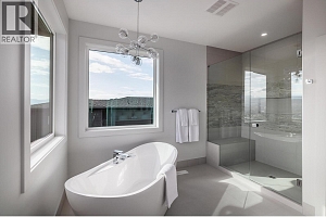 789 Carleton Street - Photo 35