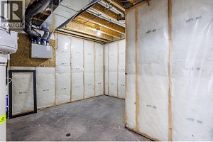 789 Carleton Street - Photo 47