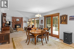 2082 Huckleberry Road - Photo 15