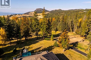 2082 Huckleberry Road - Photo 3