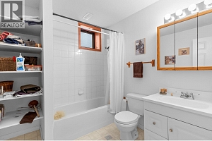 2082 Huckleberry Road - Photo 43