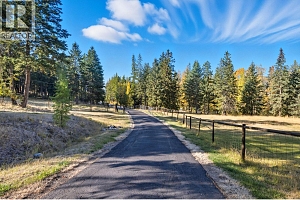 2082 Huckleberry Road - Photo 81