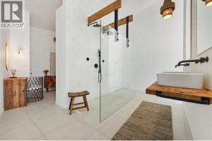 1876 Dewdney Road - Photo 19