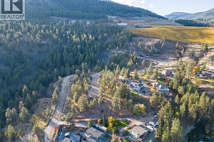 6785 Thorne Road - Photo 5