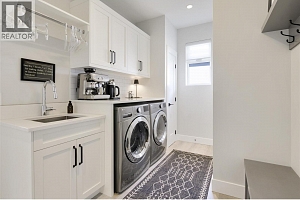 9776 Centrestone Crescent - Photo 32