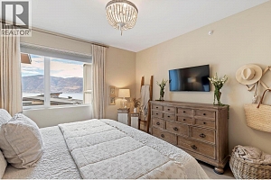 1768 Slateview Crescent - Photo 15