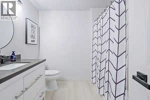 2760 Auburn Road Unit# 109 - Photo 26