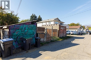 858 Cawston Avenue - Photo 29