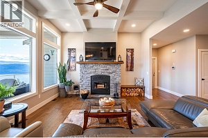 132 Crown Crescent - Photo 13