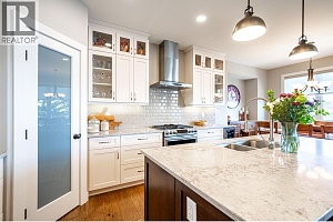 132 Crown Crescent - Photo 19