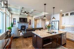 132 Crown Crescent - Photo 24