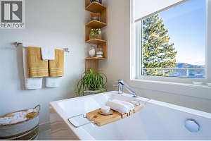 132 Crown Crescent - Photo 36