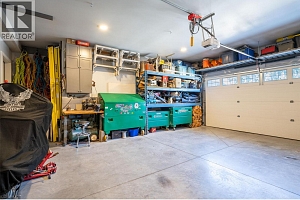 132 Crown Crescent - Photo 41