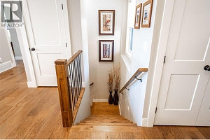 132 Crown Crescent - Photo 48