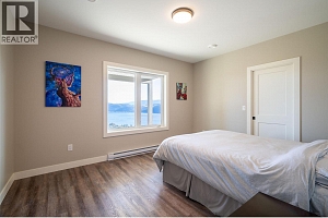 132 Crown Crescent - Photo 57