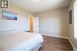 132 Crown Crescent - Photo 58