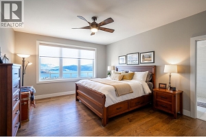 132 Crown Crescent - Photo 7