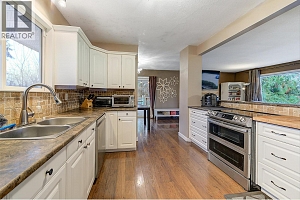 964 Tronson Drive - Photo 6