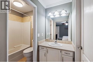 3920 Trepanier Heights Avenue - Photo 29