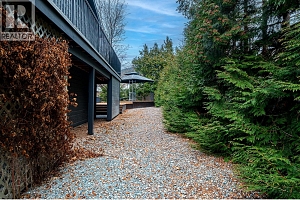 3920 Trepanier Heights Avenue - Photo 49