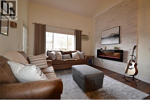 2120 Shannon Ridge Drive Unit# 304 - Photo 9