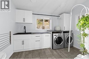 6025 Farmers Drive - Photo 35