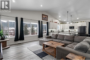 148 4th Avenue - Photo 14