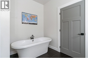 148 4th Avenue - Photo 21