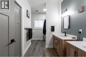 148 4th Avenue - Photo 25