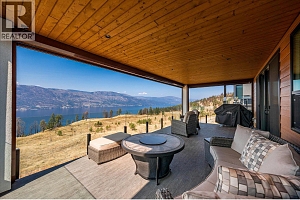 9814 Beacon Hill Crescent - Photo 18