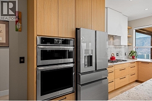 9814 Beacon Hill Crescent - Photo 26